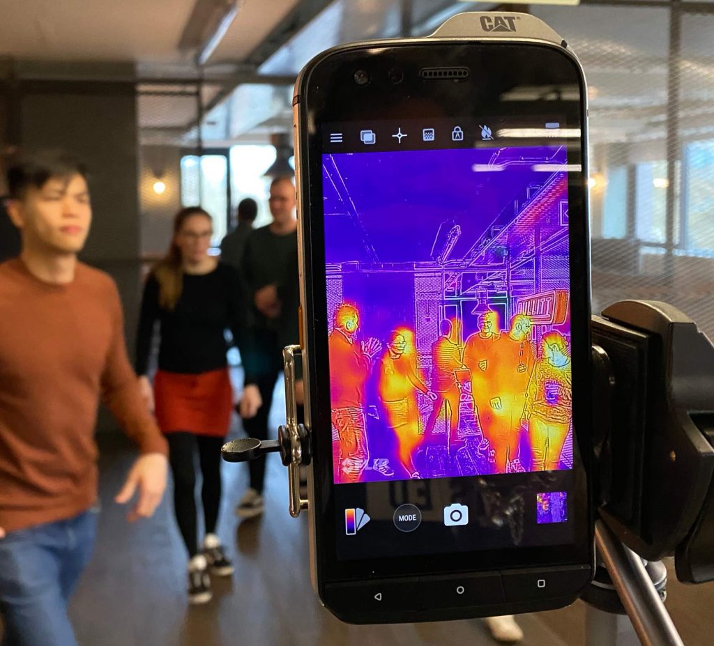 CAT S61 Smartphone features an integrated FLIR thermal imaging system which can be used for elevated screen temperature screening.